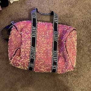 im selling a justice duffel bag